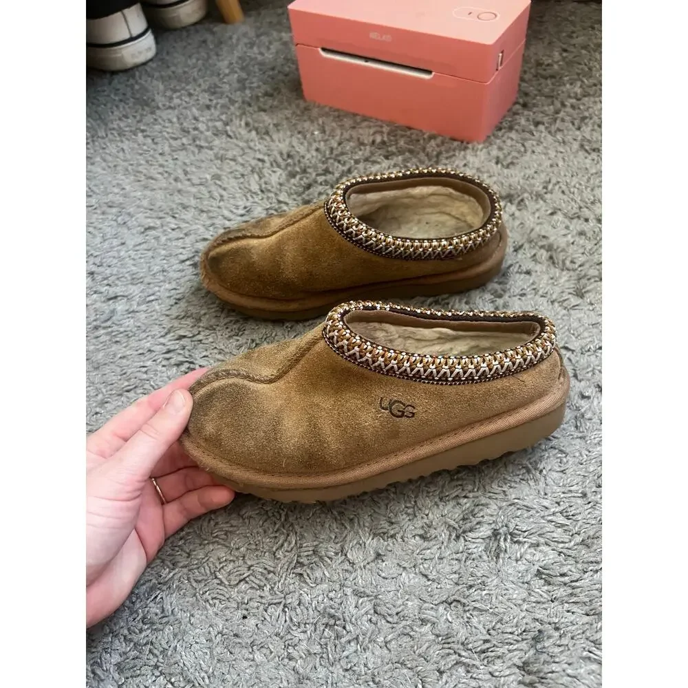Kids Tasman Suede Uggs in Tan